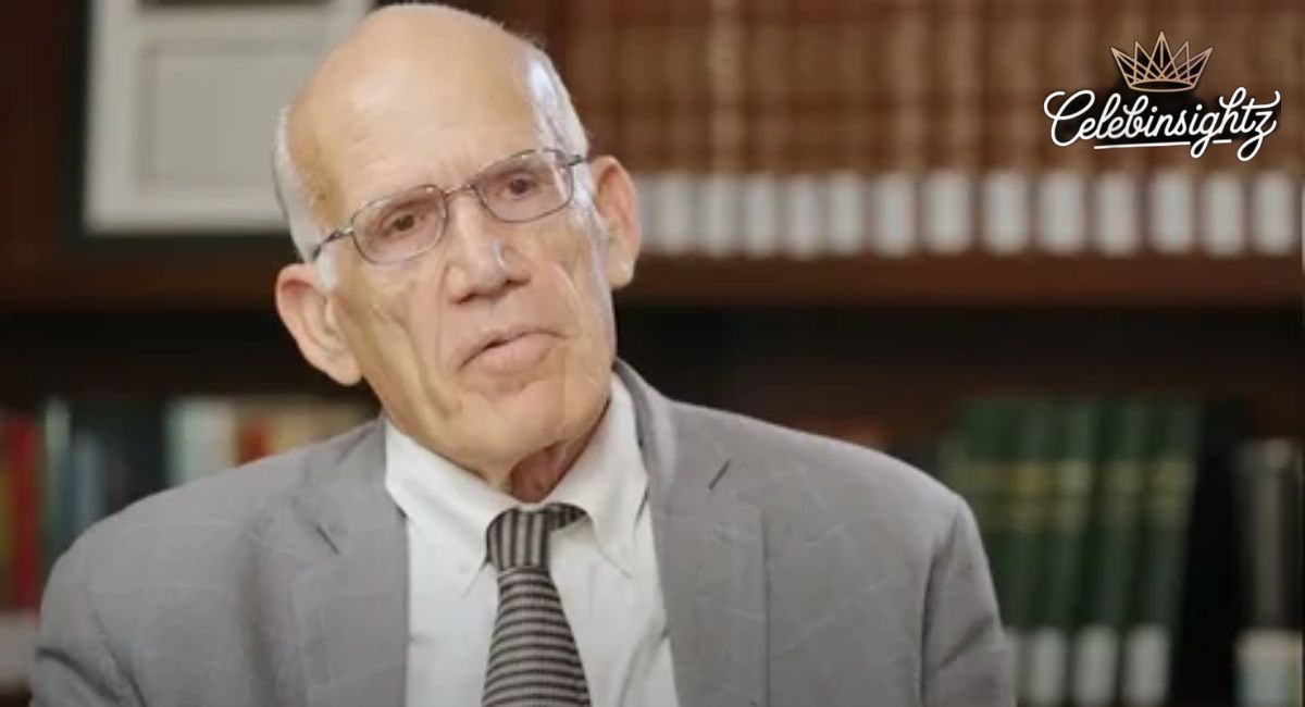 victor-davis-hanson-net-worth